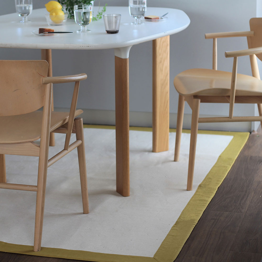 BRID Olika LINEN FRAME RUG 140×200