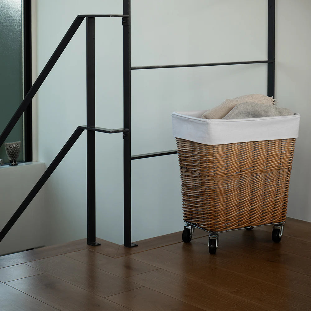 BRID WILLOW LAUNDRY BASKET with CASTER 34L
